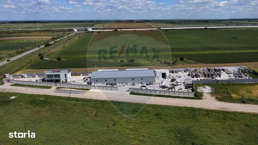 Spațiu comercial, de 740 mp, în Central