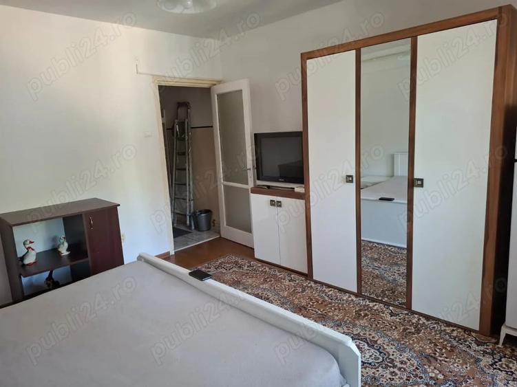 Garsonieră decomandată în Central