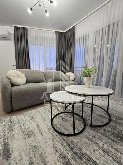 Apartament cu 2 camere semidecomandat, mobilat în Ultracentral