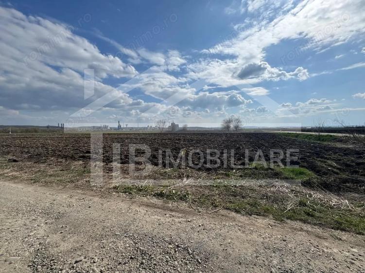 Teren de 501 mp, în Nazna