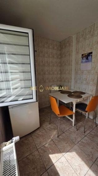 Garsonieră decomandată, mobilată în Nerva Traian
