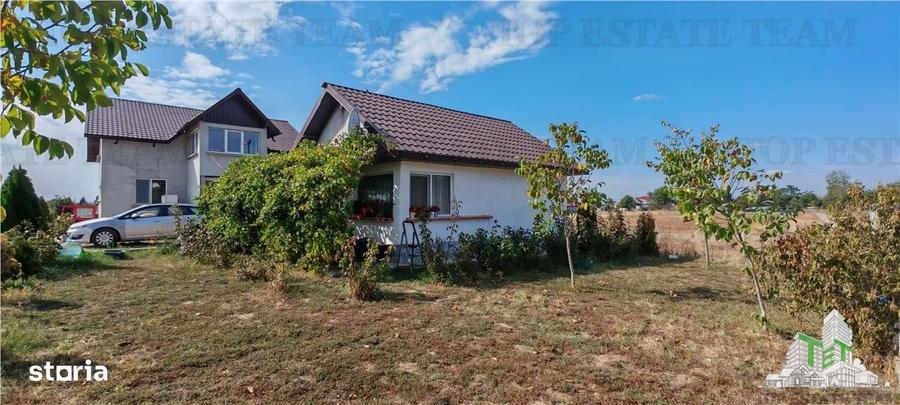 Casă cu 4 camere în Regie