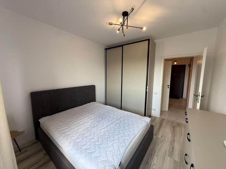 Apartament cu 2 camere decomandat, mobilat în Sisești