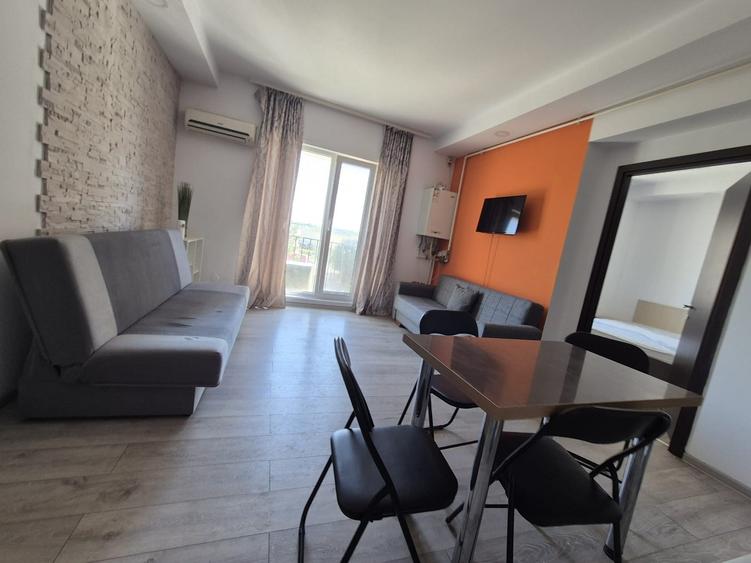 Apartament cu 2 camere semidecomandat în Ștefăneștii de Jos