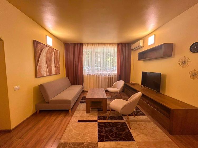 Apartament cu 2 camere semidecomandat în Central