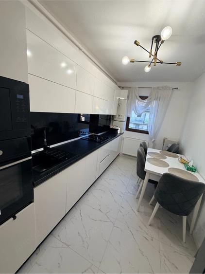 Apartament cu 2 camere decomandat în Dobroești