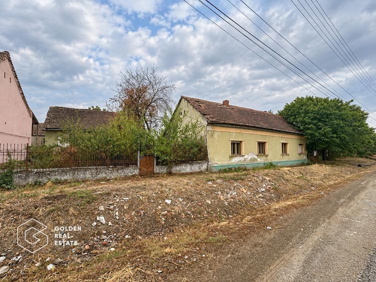 Casă individuală cu 5 camere cu Canalizare în Șiria