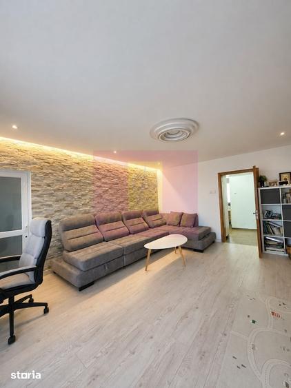 Apartament cu 3 camere în Unirii