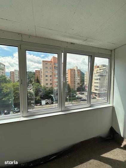Apartament cu 2 camere decomandat în Județean