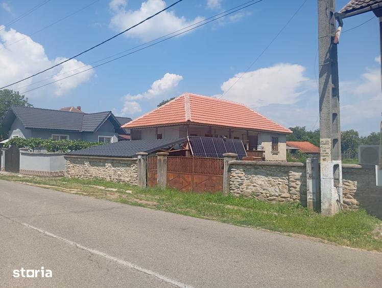 Casă cu 3 camere cu Teren 3427 Mp în Bălești