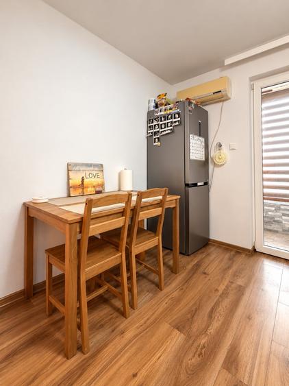Apartament cu 3 camere decomandat în Moșnița Nouă