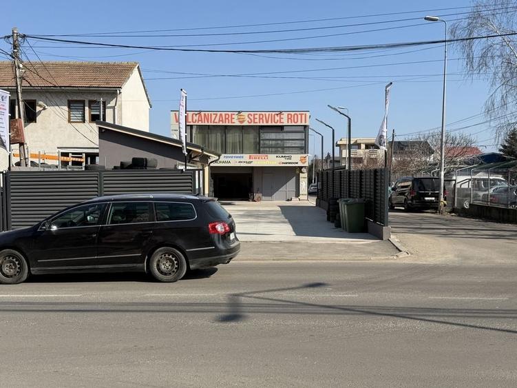 Spațiu comercial, de 290 mp, în Central