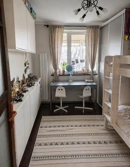 Apartament cu 3 camere decomandat, mobilat în Far