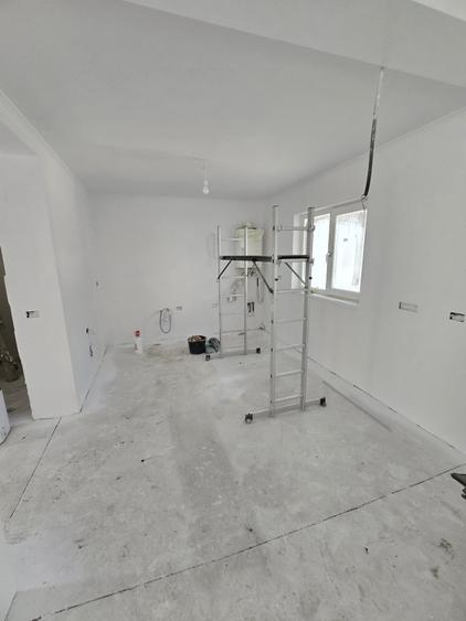 Casă individuală cu 4 camere cu Teren 400 Mp în Mărgineni
