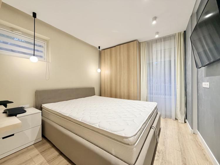 Apartament cu 2 camere semidecomandat, mobilat în Zorilor