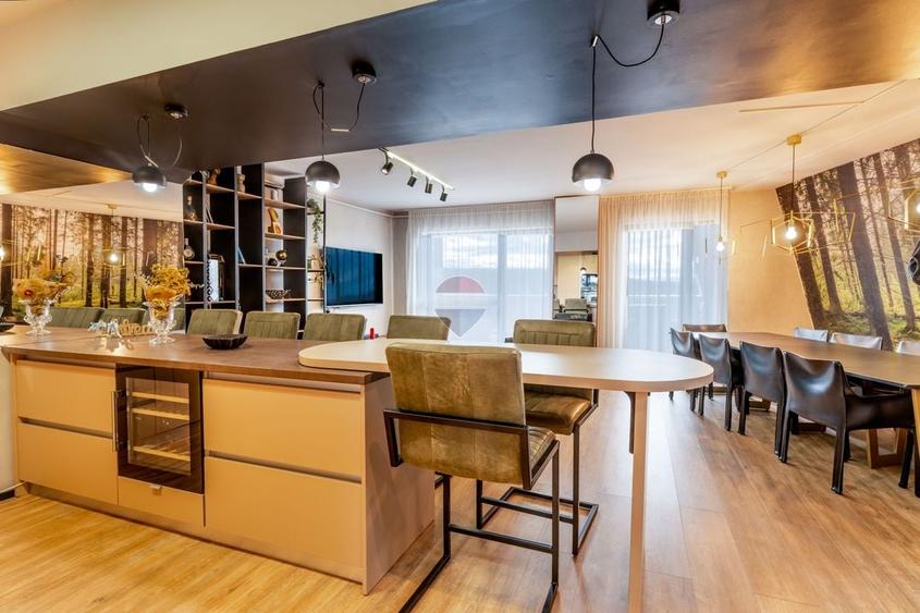 Apartament cu 4 camere decomandat, mobilat în Zorilor