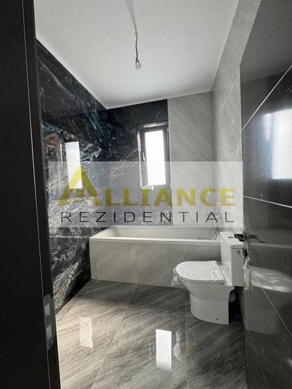 Casă individuală cu 4 camere decomandat cu Canalizare în Berceni
