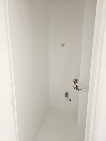Apartament cu 2 camere în P-ța Alba Iulia