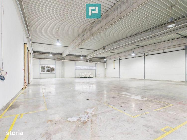 Spațiu comercial, de 3,825 mp, în Borș