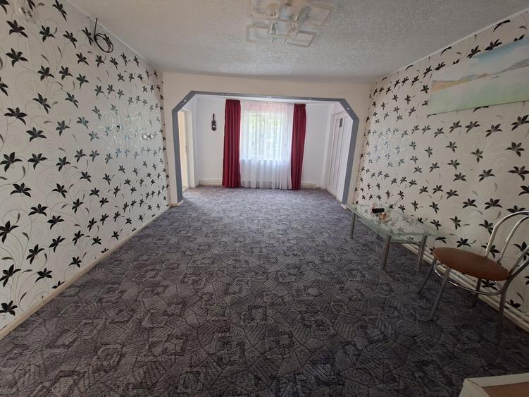 Casă cu 4 camere în Grădiștea