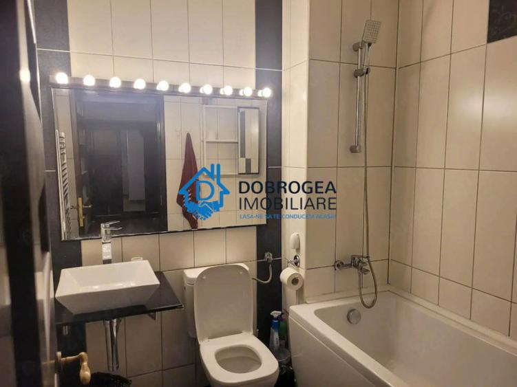 Apartament cu 2 camere decomandat în Păcii