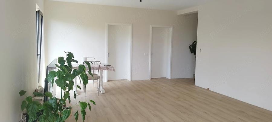 Casă cu 4 camere cu Teren 630 Mp în Central