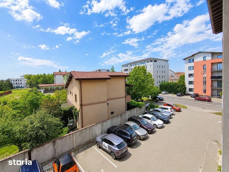 Apartament cu 3 camere, mobilat în Giroc