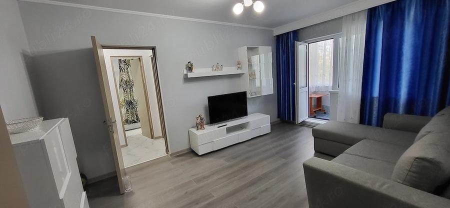 Apartament cu 2 camere semidecomandat, mobilat în Tomis III