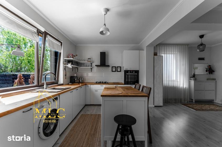 Casă cu 5 camere cu Teren 300 Mp în Crevedia