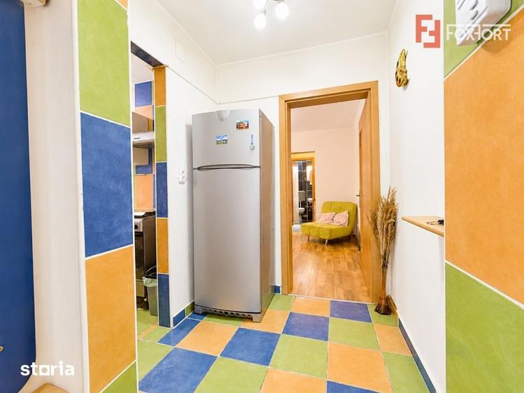 Apartament cu 2 camere, mobilat în Șega