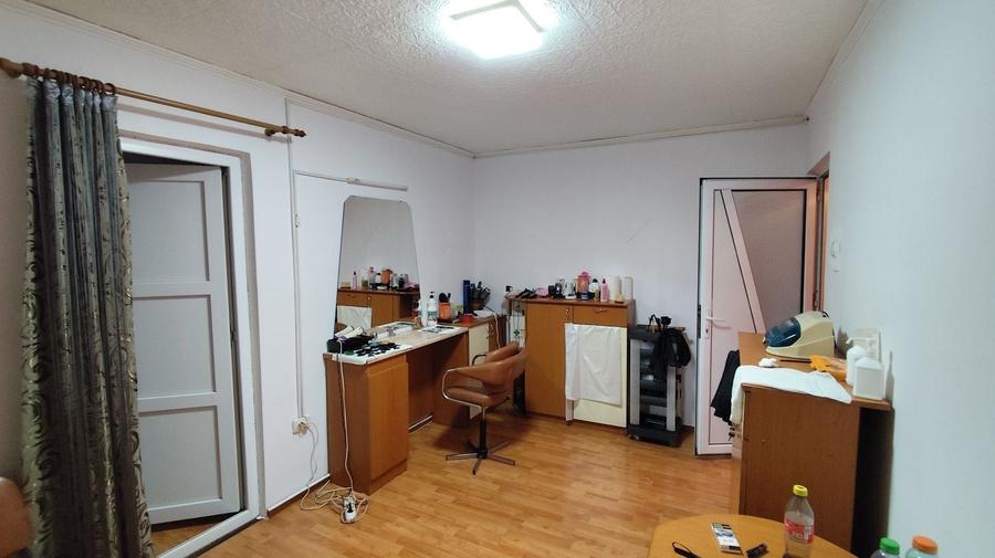 Apartament cu 2 camere nedecomandat în Central