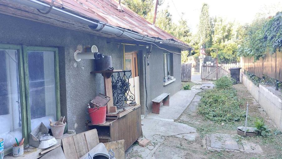 Casă cu 3 camere în Albești