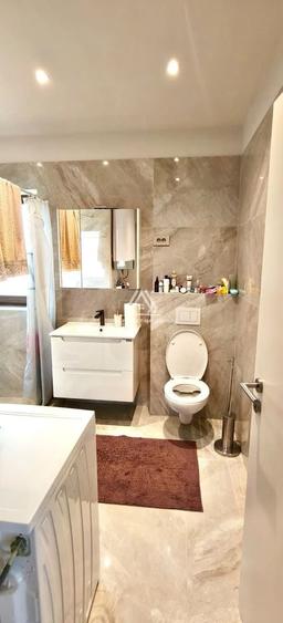 Casă individuală cu 3 camere cu Canalizare în Iris
