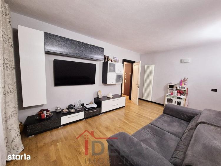 Apartament cu 3 camere decomandat în Ultracentral