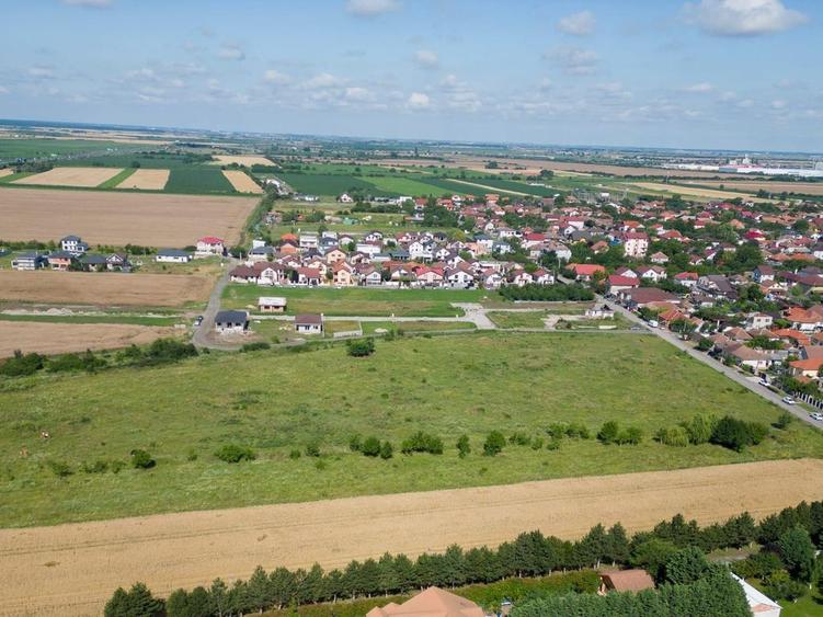 Teren de 435 mp, în Bujac