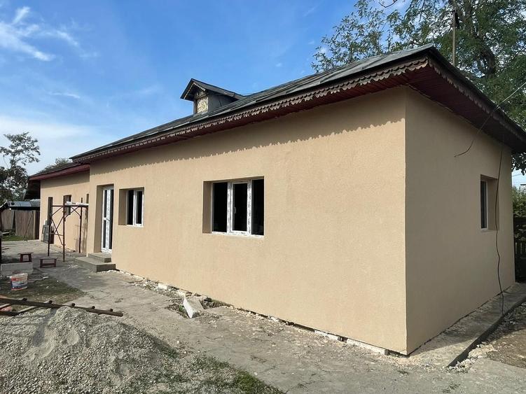 Casă cu 4 camere în Poșta