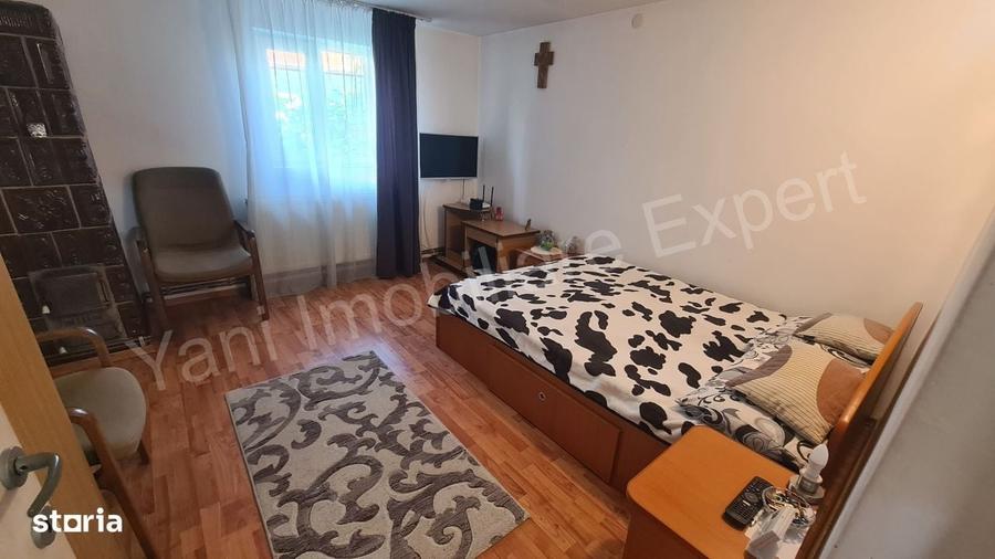 Casă cu 3 camere cu Teren 605 Mp în Albești