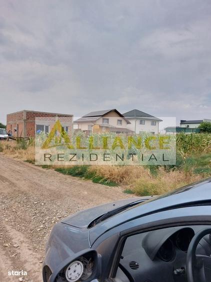 Teren constructii,336 mp,deschidere peste 17 m.Zona in dezvoltare . - 2