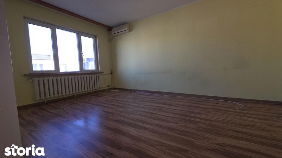Apartament cu 2 camere decomandat în Crângași