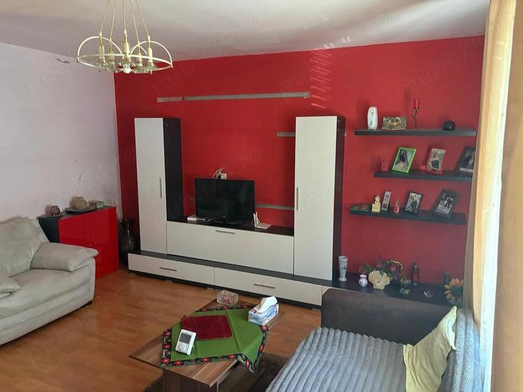 Casă cu 2 camere cu Teren 400 Mp în Central