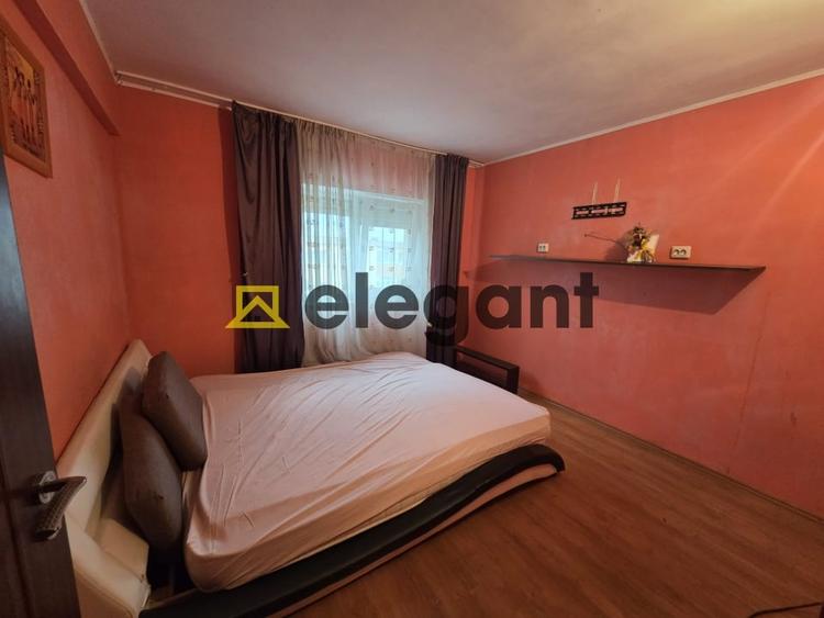 Apartament cu 3 camere decomandat, mobilat în Sărari