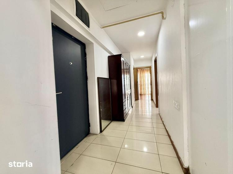 Apartament cu 3 camere în Ștefăneștii de Jos