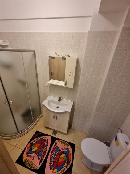 Garsonieră în Valea Adâncă