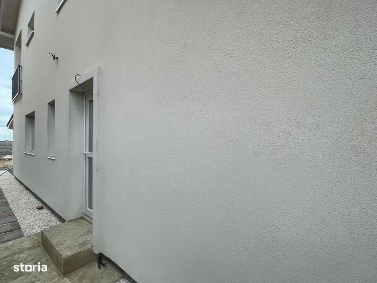 Casă cu 4 camere cu Teren 232 Mp în Central