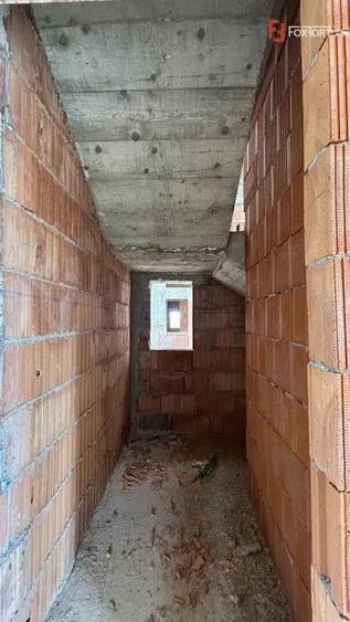 Casă cu 4 camere cu Teren 372 Mp în Sânandrei