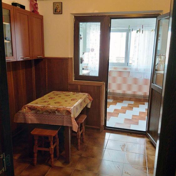 Apartament cu 2 camere decomandat în Unirii Nord