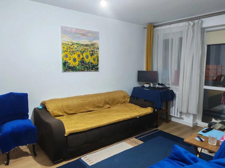 Apartament cu 2 camere decomandat în Pajura
