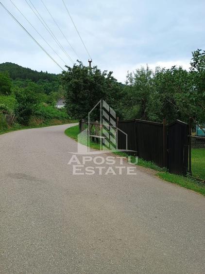 Casă individuală cu 4 camere cu Canalizare în Micănești