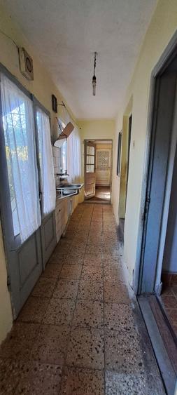 Casă cu 3 camere în Central