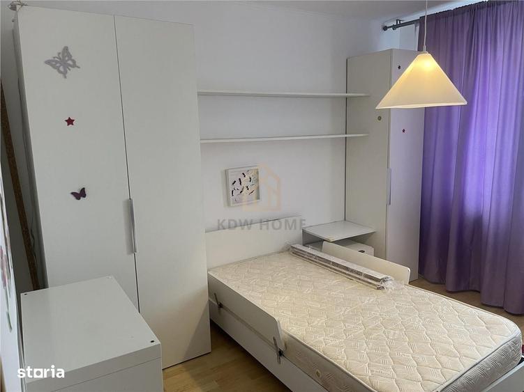 Apartament cu 3 camere decomandat în Tei